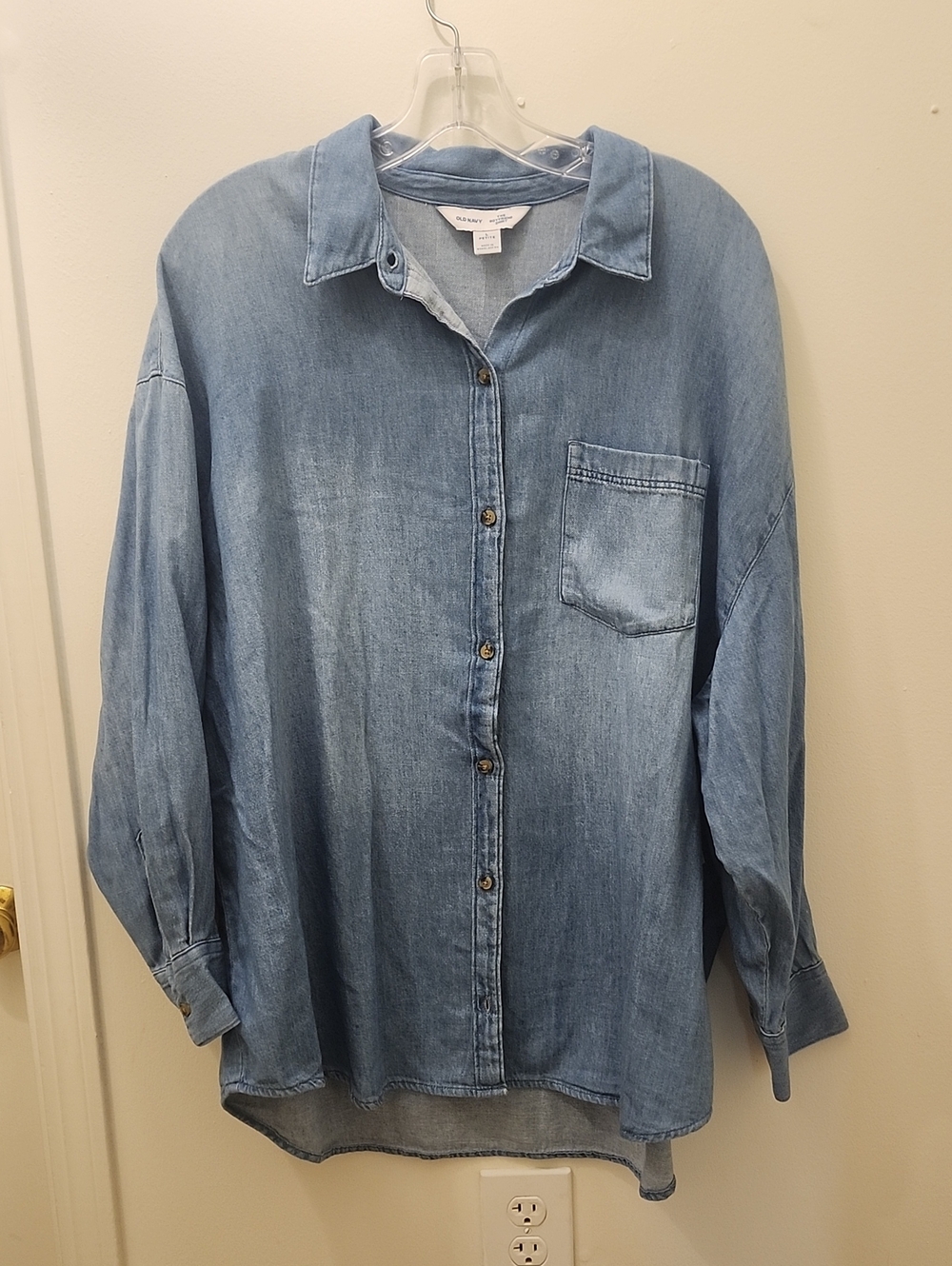 Old Navy Light Blue Chambray Button-Down Shirt